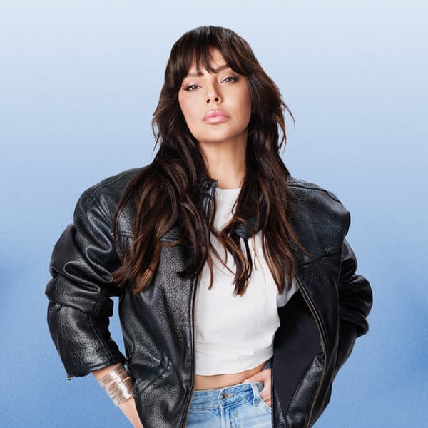 Ebru Gündeş — turkish-pop | کنسرت استانبول