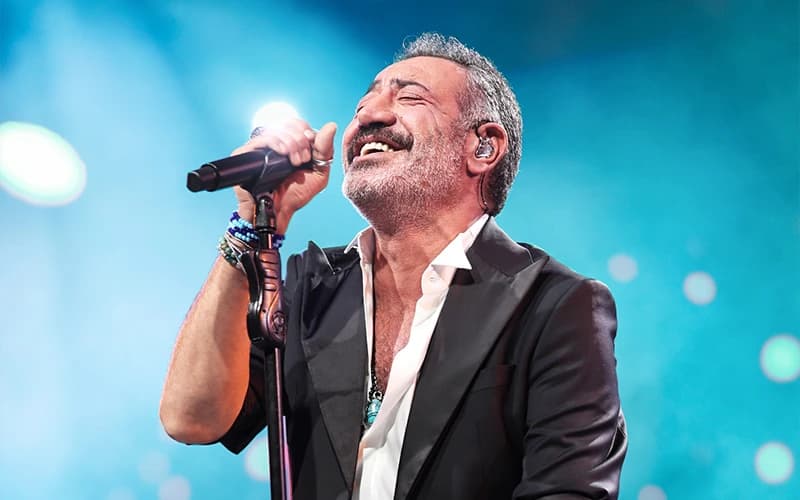 کنسرت Hakan Altun — استانبول