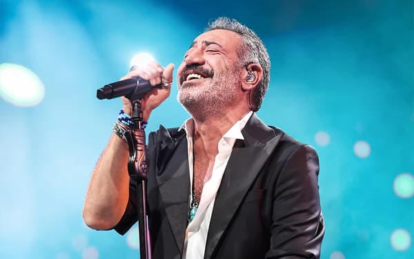 کنسرت Hakan Altun — استانبول