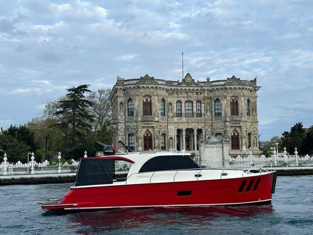Rental Custom made 12m Motor Yacht - 1104 — تصویر 1