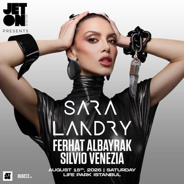 هارد تکنو با Sara Landry در استانبول